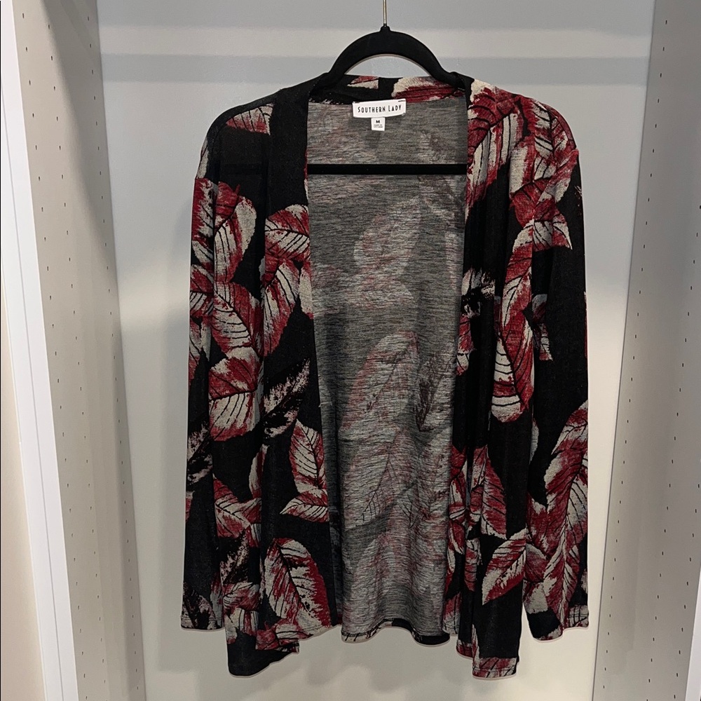 Black and Red Leaf Pattern Cardigan